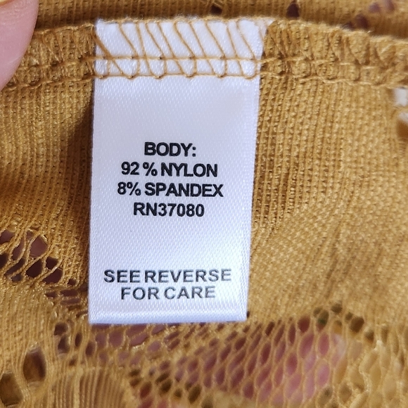 Ultra Pink Mustard Yellow Off Shoulder Lace Boho Top New Plus Size 26/28 4X - Picture 5 of 10